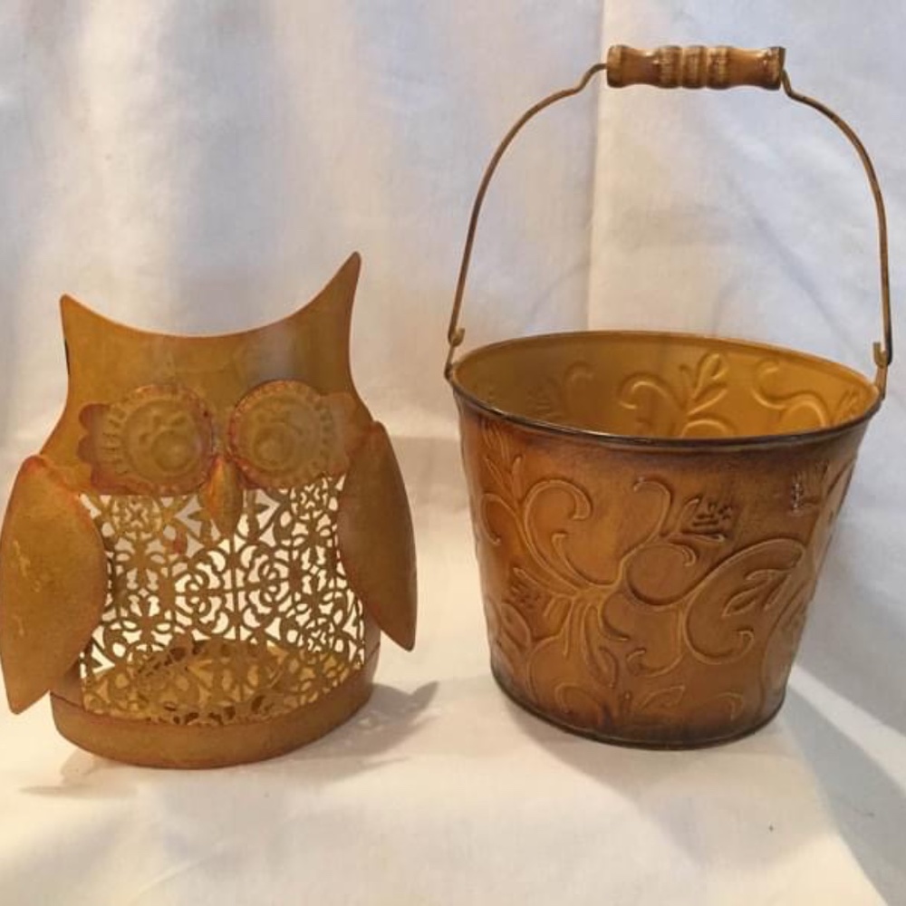Decorative Yellow Metal Tealight Owl holder Yellow Metal Container